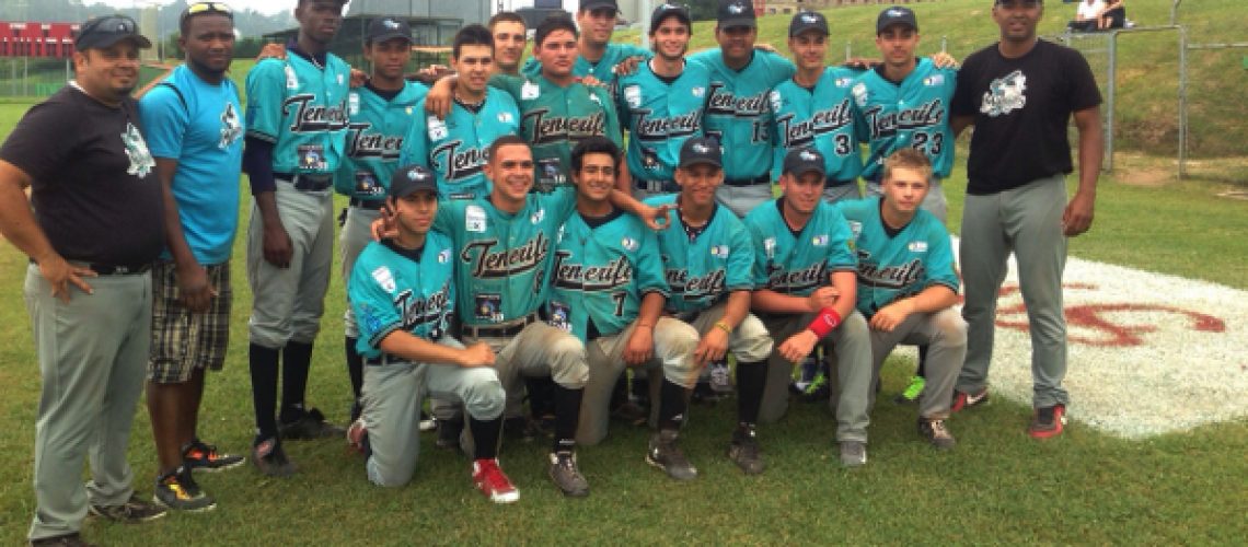 MarlinsJuveniles2015